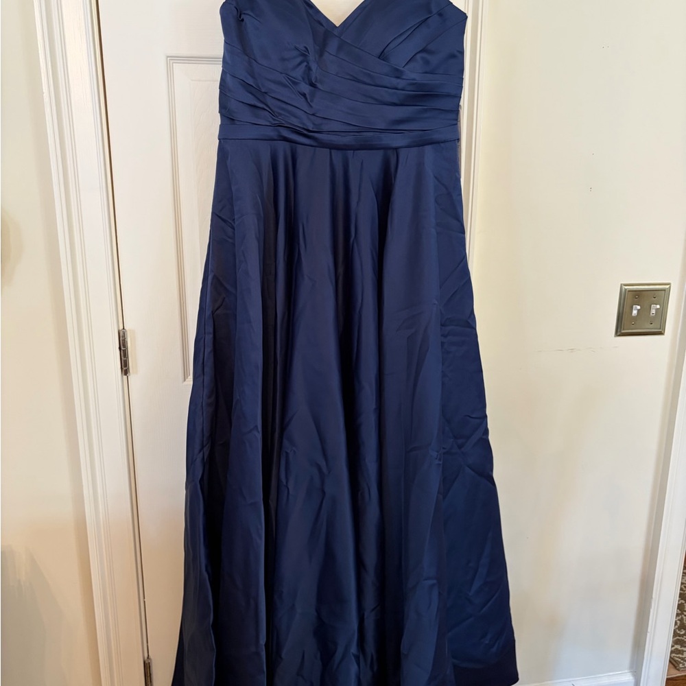 Elegant Navy Blue Maxi Dress